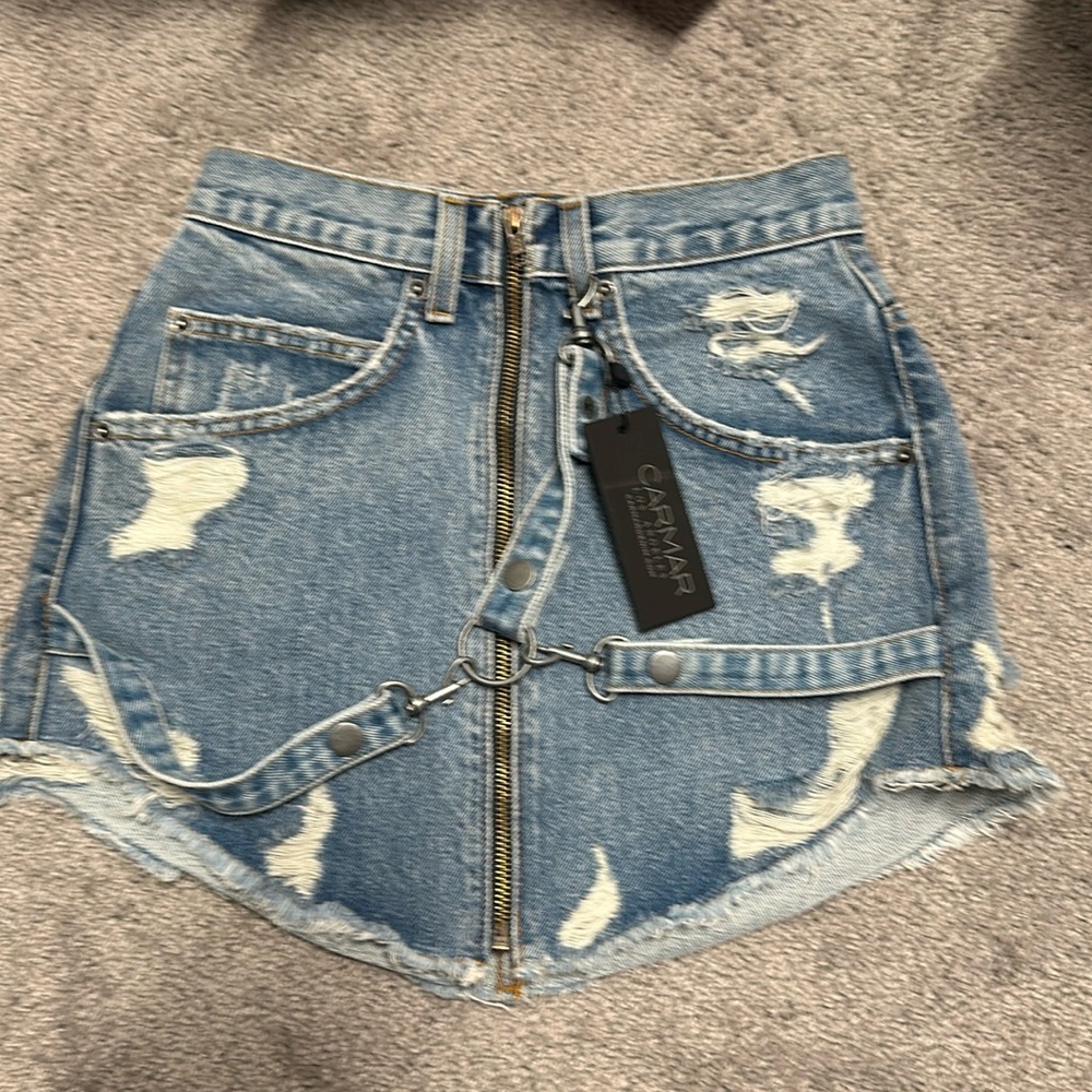Carmar Jean skirt size 24 waist nwt